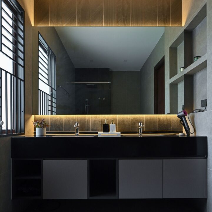 Modern bathroom